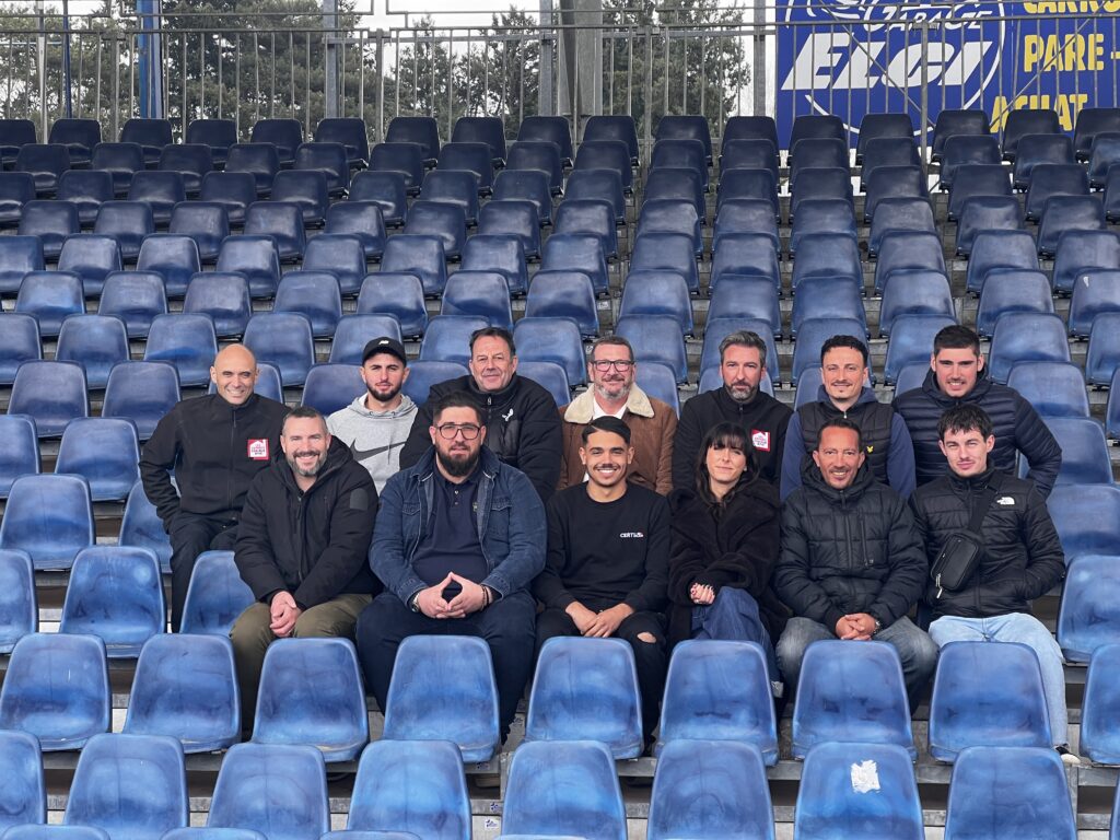Réunion de cohésion des équipes Certiflam au club Invicta FCVB